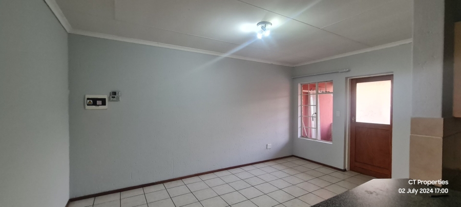 To Let 2 Bedroom Property for Rent in Comet Gauteng