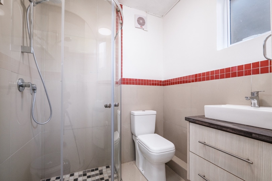To Let 1 Bedroom Property for Rent in Sandown Gauteng