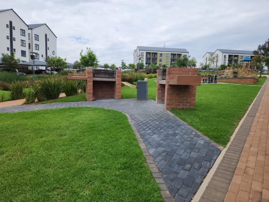 To Let 2 Bedroom Property for Rent in Witfield Gauteng