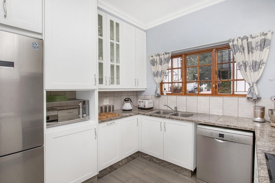 To Let 2 Bedroom Property for Rent in Kyalami Ah Gauteng