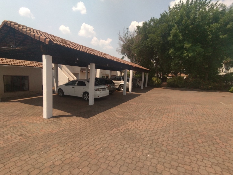 1 Bedroom Property for Sale in Observatory Gauteng