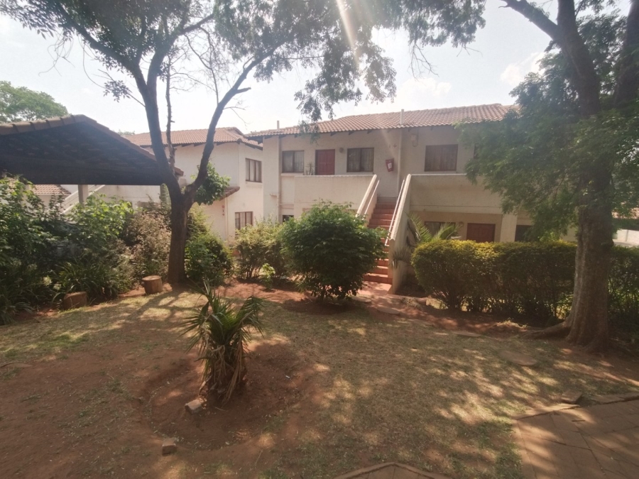 1 Bedroom Property for Sale in Observatory Gauteng