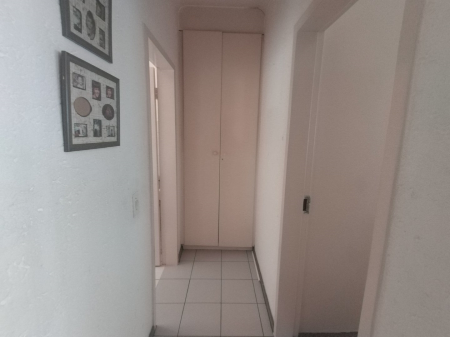 1 Bedroom Property for Sale in Observatory Gauteng