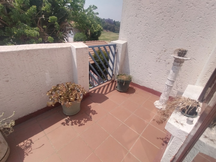 1 Bedroom Property for Sale in Observatory Gauteng