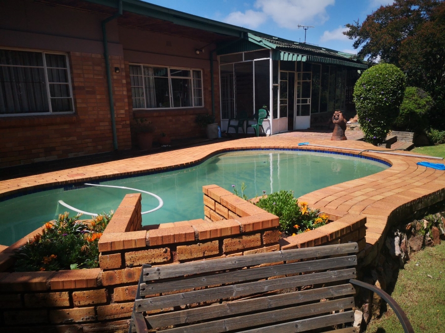 4 Bedroom Property for Sale in Primrose Hill Gauteng