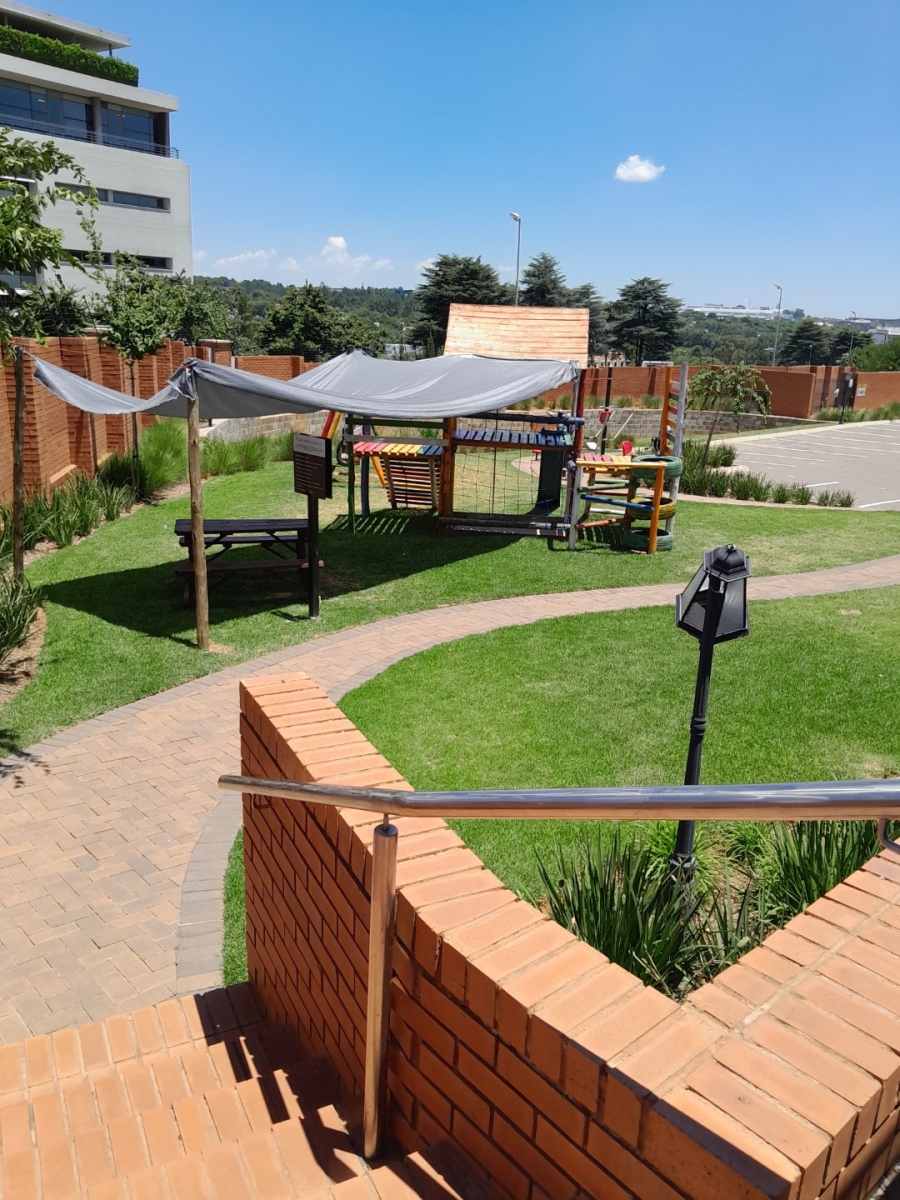 1 Bedroom Property for Sale in Founders Hill Gauteng