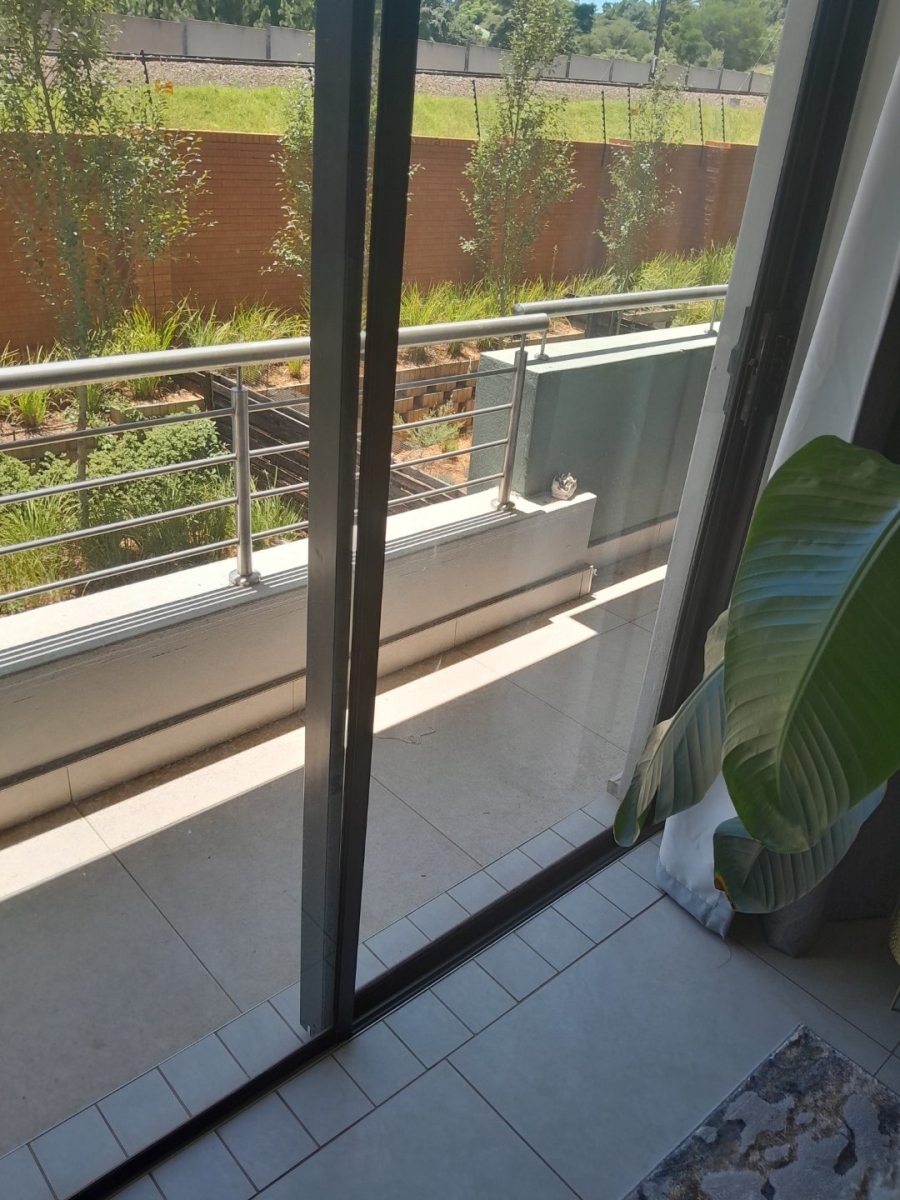 1 Bedroom Property for Sale in Founders Hill Gauteng