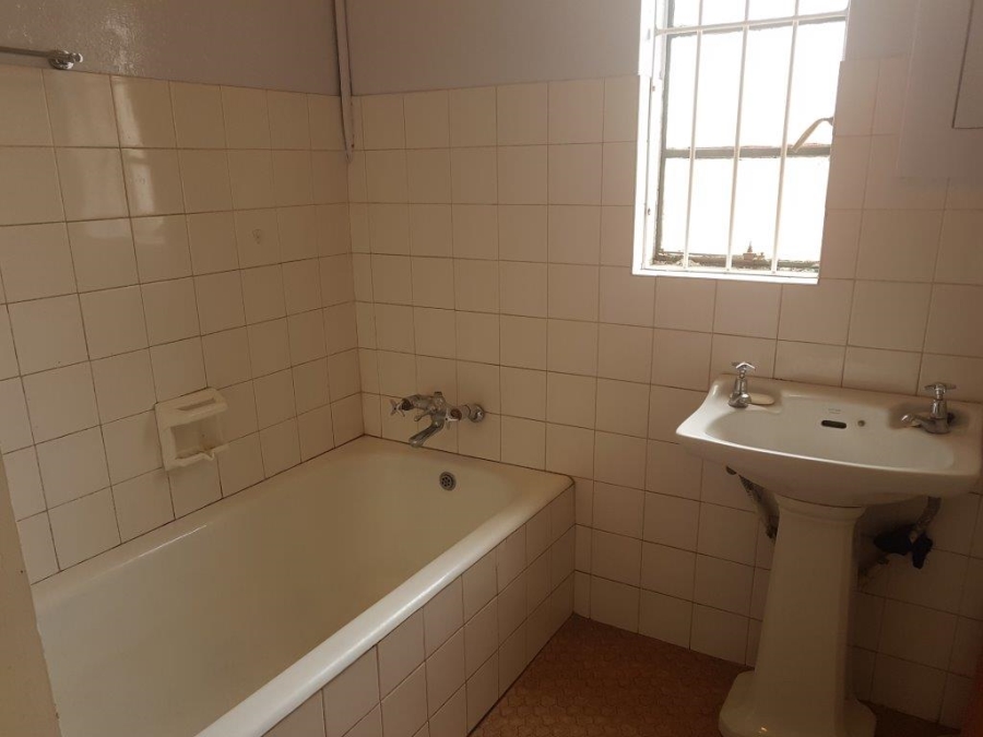 3 Bedroom Property for Sale in Bezuidenhout Valley Gauteng
