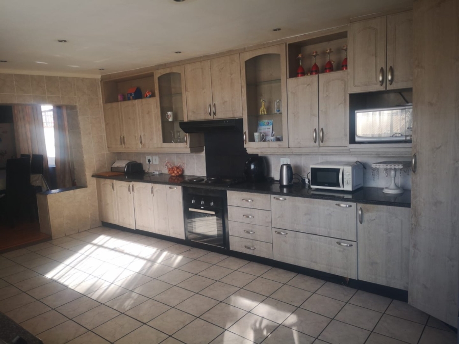 3 Bedroom Property for Sale in Solheim Gauteng