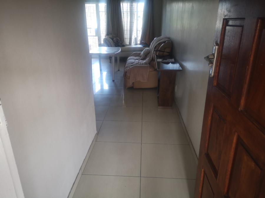 2 Bedroom Property for Sale in Wychwood Gauteng