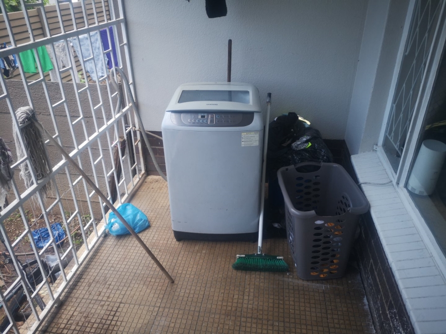 2 Bedroom Property for Sale in Wychwood Gauteng
