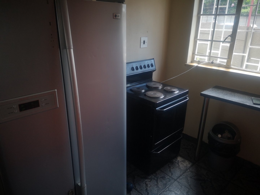 2 Bedroom Property for Sale in Wychwood Gauteng