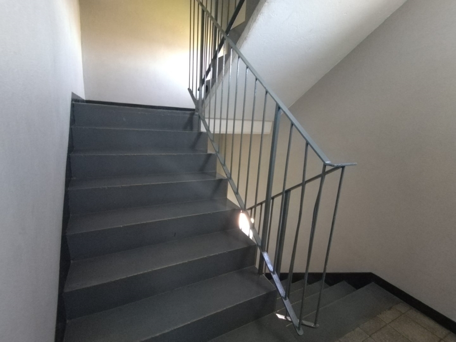 2 Bedroom Property for Sale in Bedford Gardens Gauteng