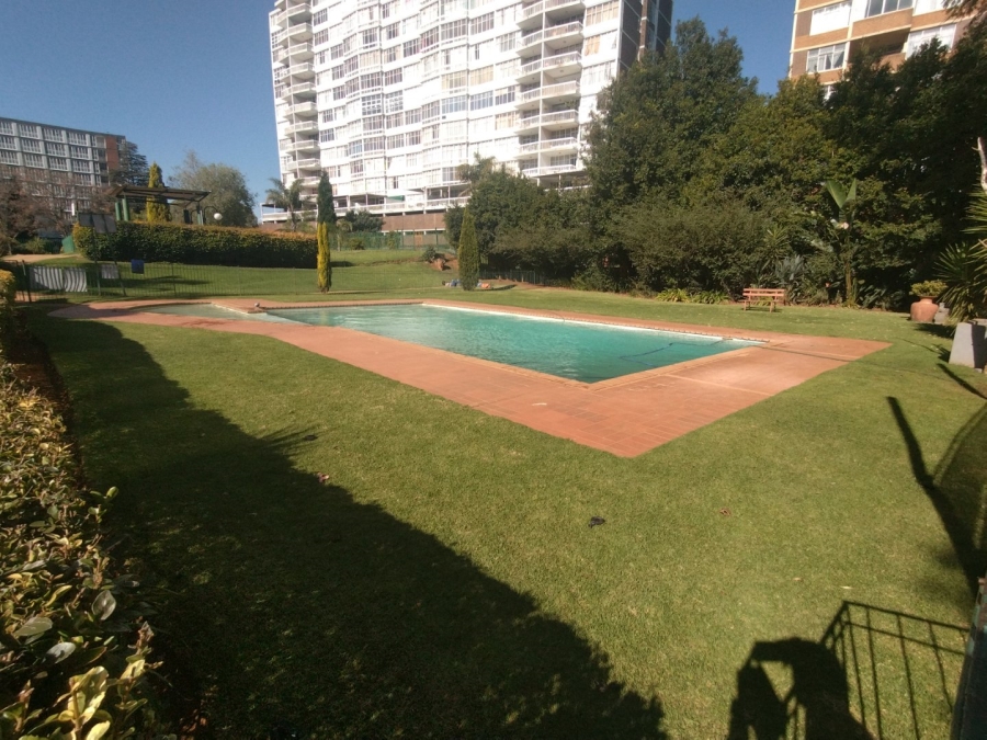 2 Bedroom Property for Sale in Bedford Gardens Gauteng
