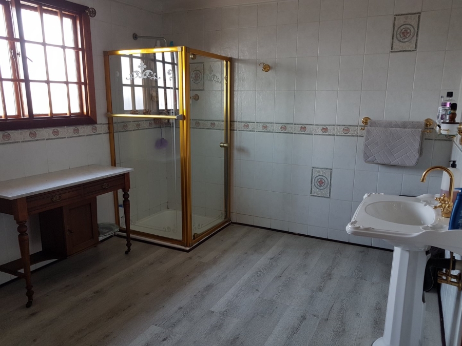 5 Bedroom Property for Sale in Kensington Gauteng