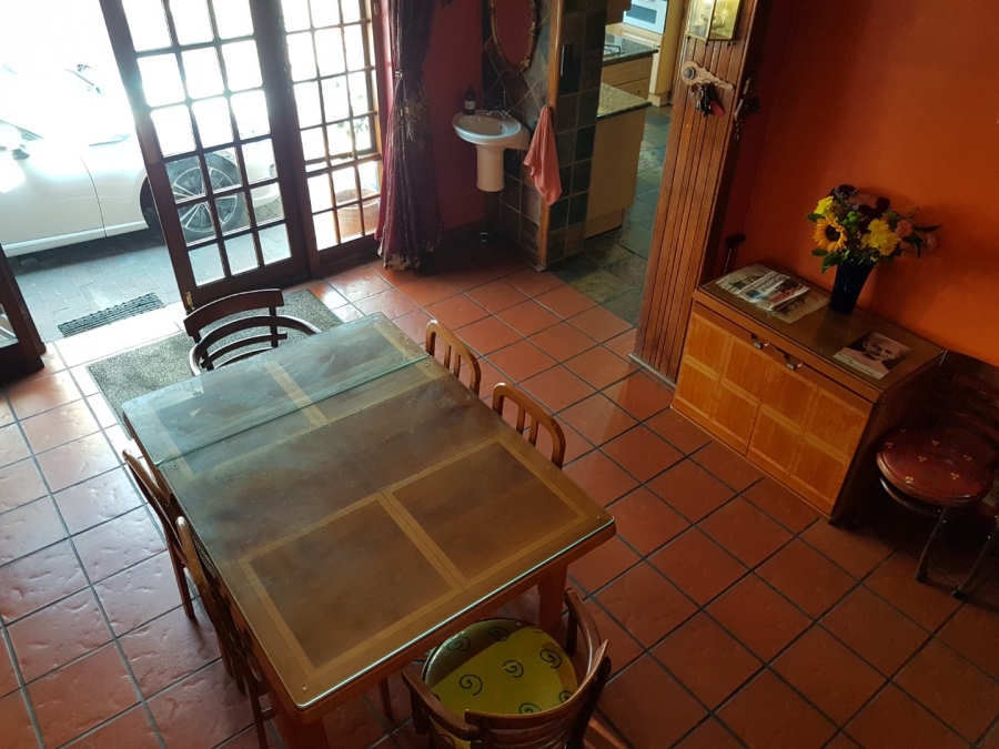 5 Bedroom Property for Sale in Kensington Gauteng
