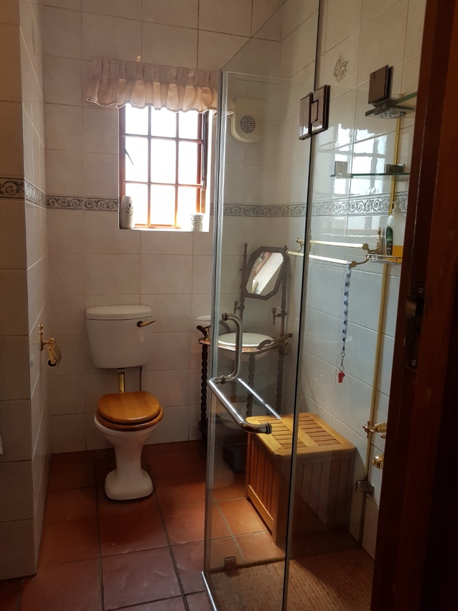 5 Bedroom Property for Sale in Kensington Gauteng