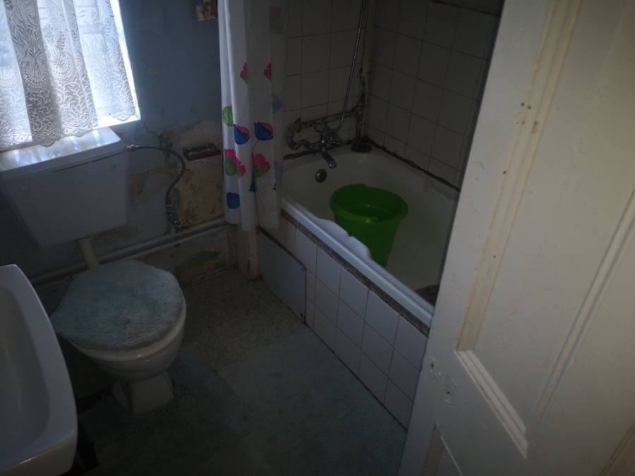 8 Bedroom Property for Sale in Troyeville Gauteng