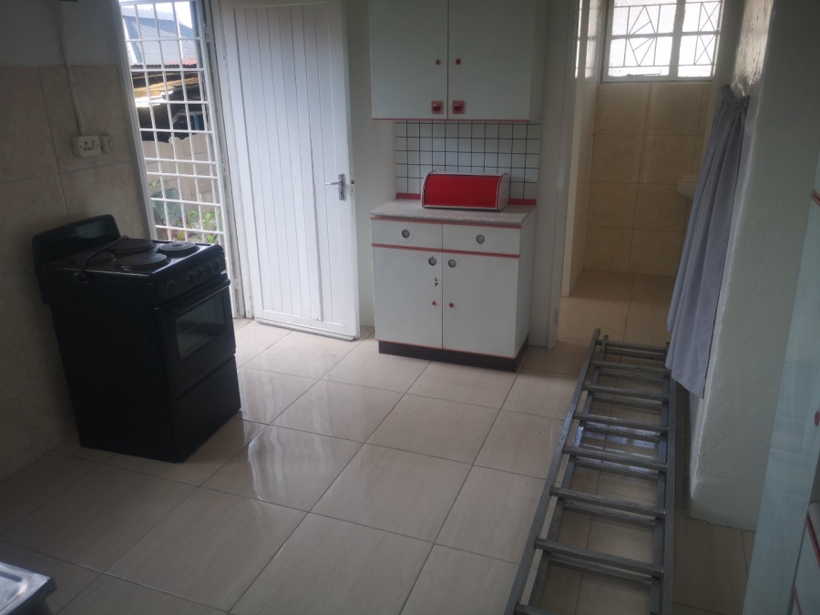 8 Bedroom Property for Sale in Troyeville Gauteng