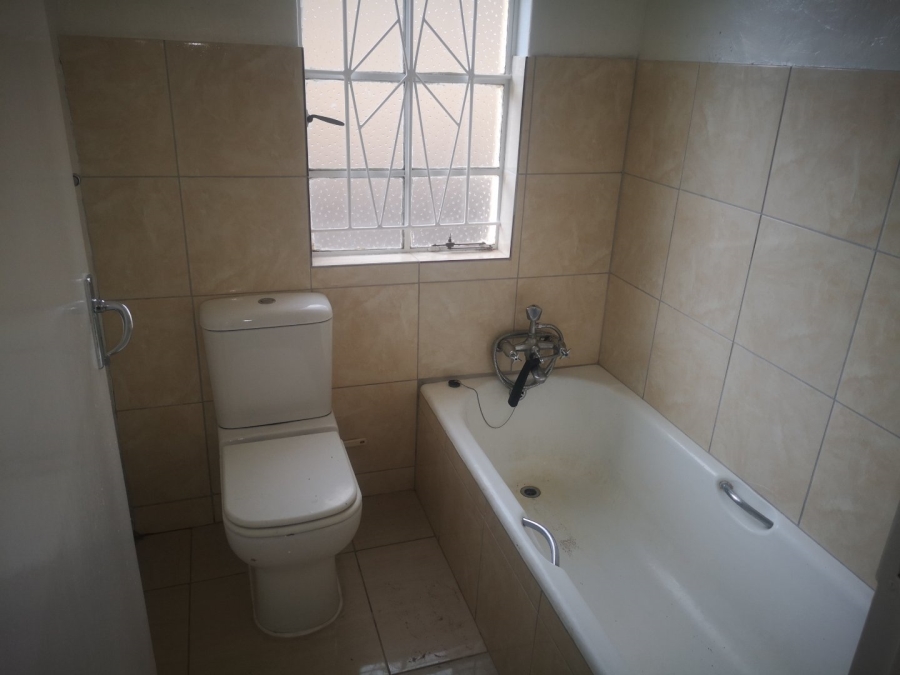 8 Bedroom Property for Sale in Troyeville Gauteng