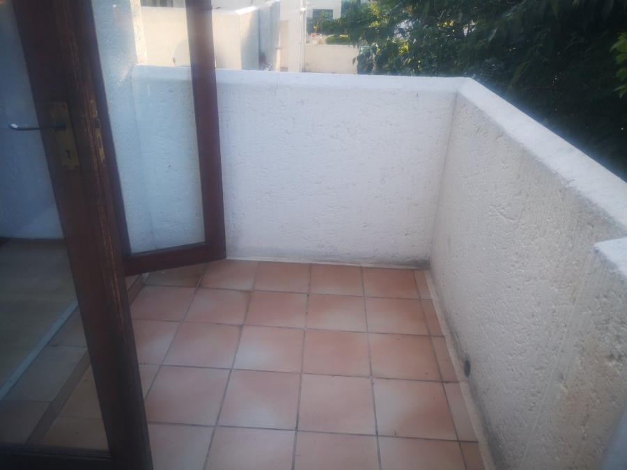 1 Bedroom Property for Sale in Observatory Gauteng