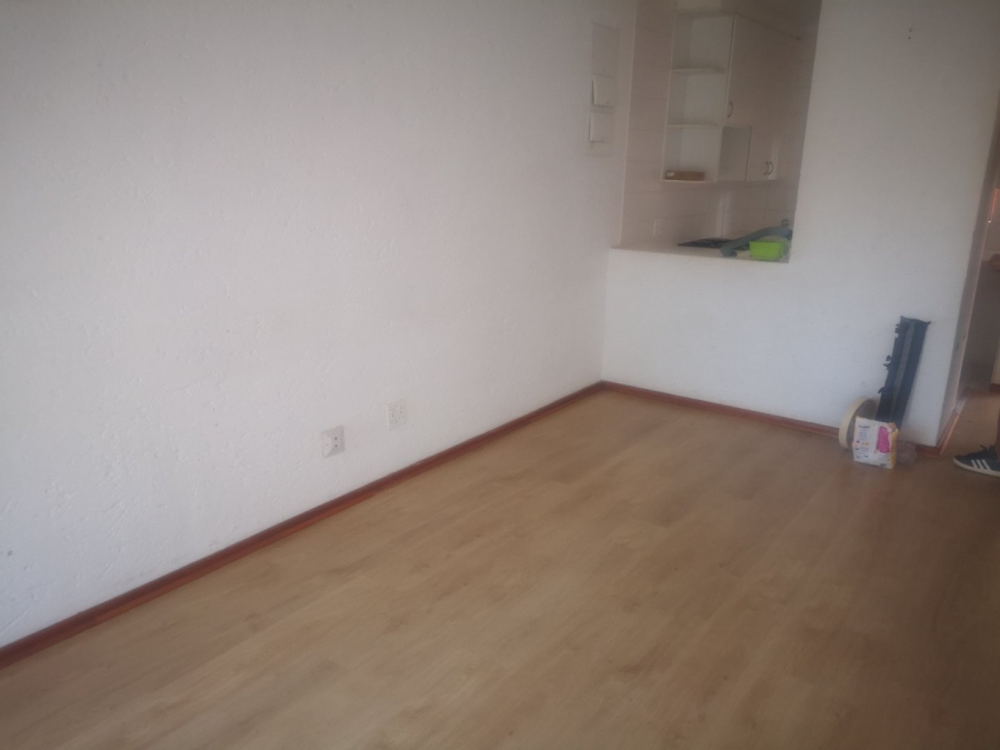 1 Bedroom Property for Sale in Observatory Gauteng