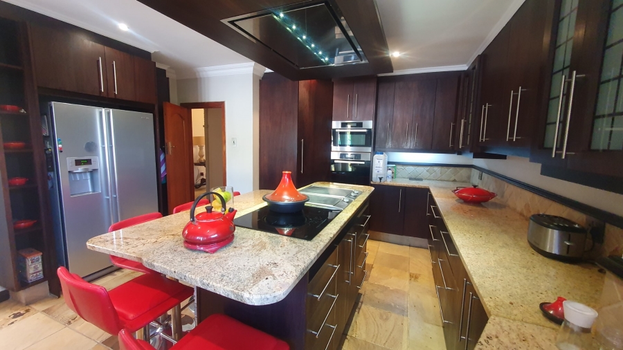 5 Bedroom Property for Sale in Kensington Gauteng