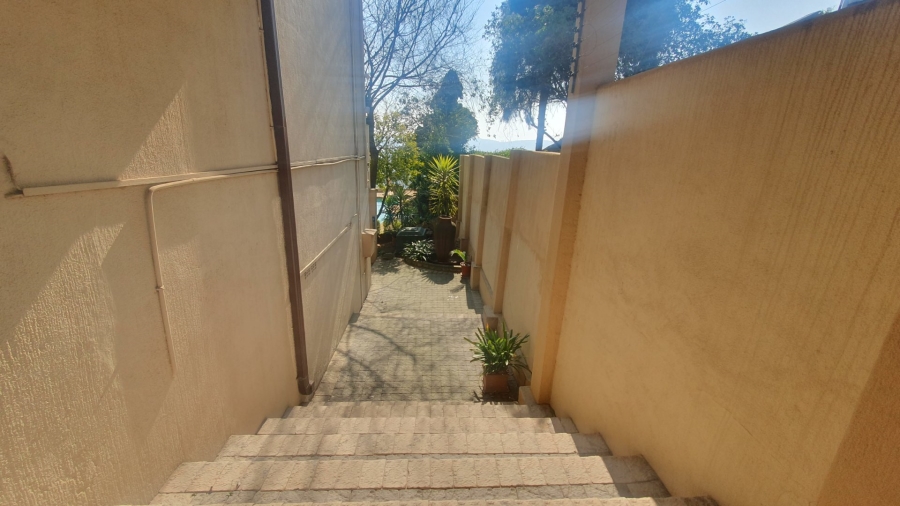 5 Bedroom Property for Sale in Kensington Gauteng