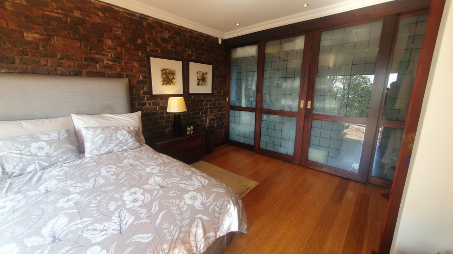 5 Bedroom Property for Sale in Kensington Gauteng