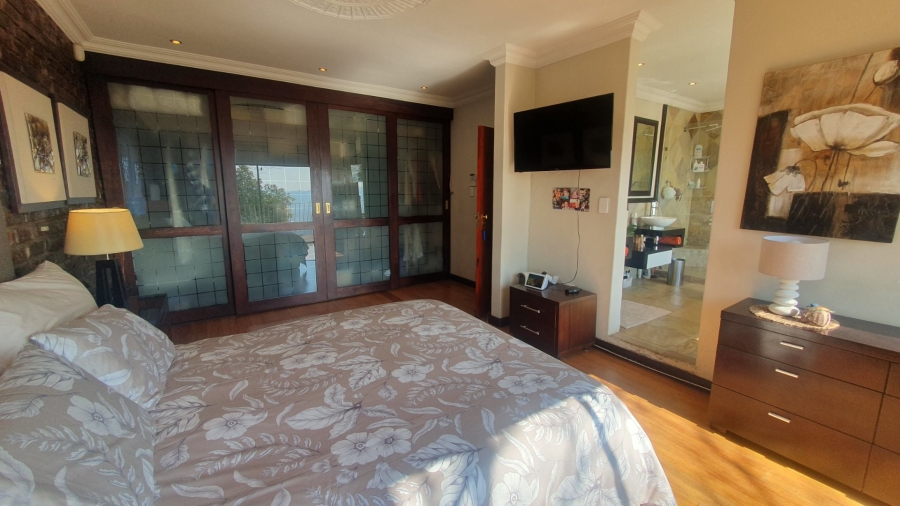 5 Bedroom Property for Sale in Kensington Gauteng