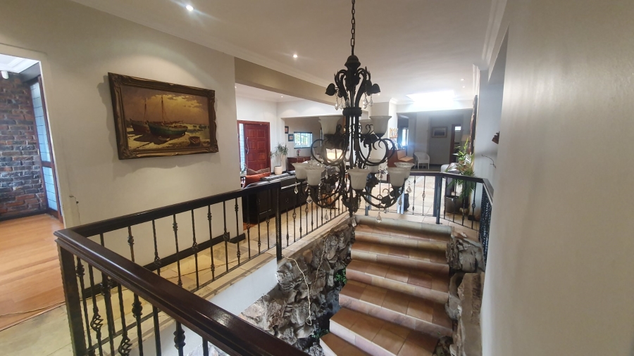 5 Bedroom Property for Sale in Kensington Gauteng