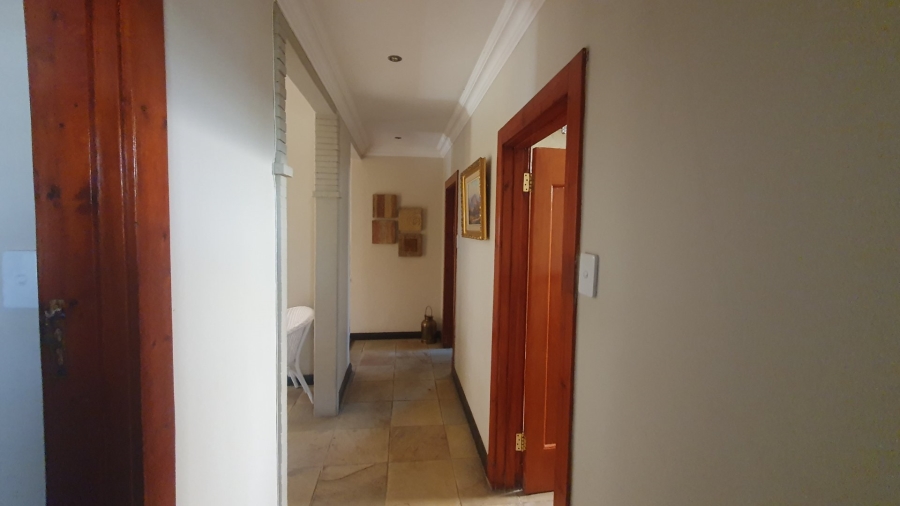 5 Bedroom Property for Sale in Kensington Gauteng