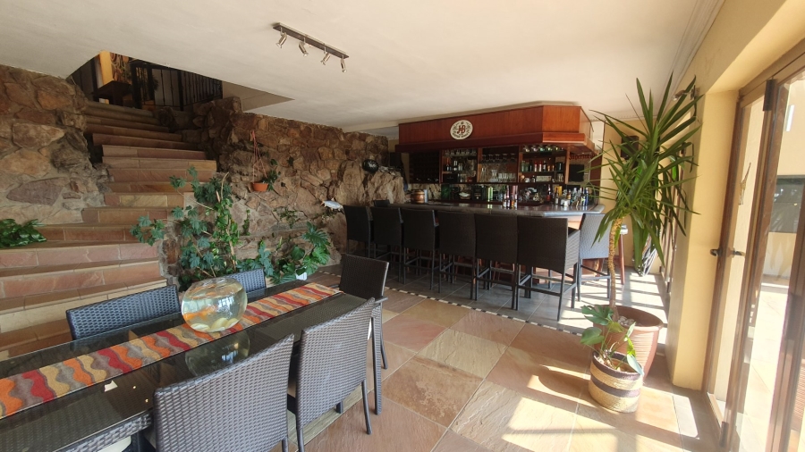 5 Bedroom Property for Sale in Kensington Gauteng