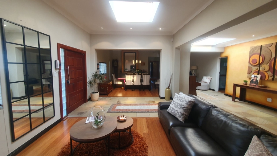 5 Bedroom Property for Sale in Kensington Gauteng