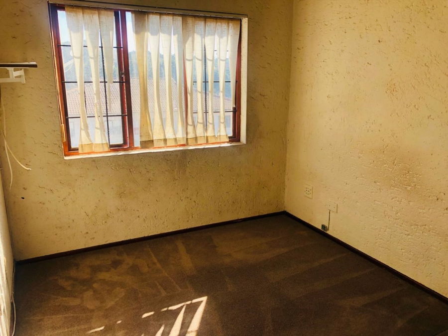 1 Bedroom Property for Sale in Observatory Gauteng