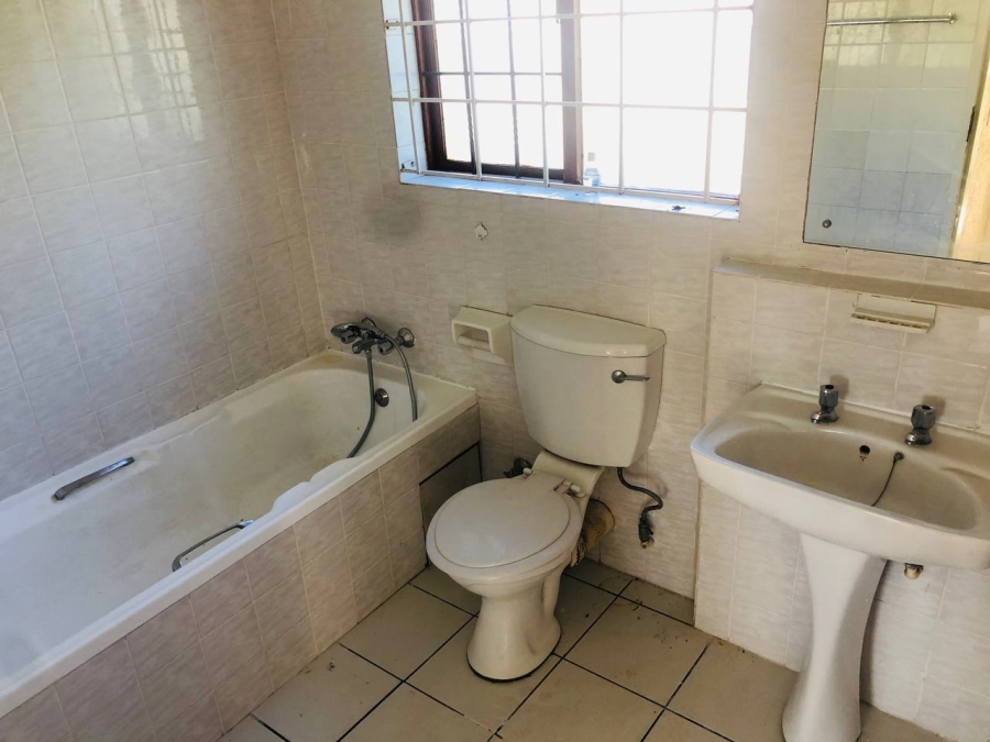 1 Bedroom Property for Sale in Observatory Gauteng