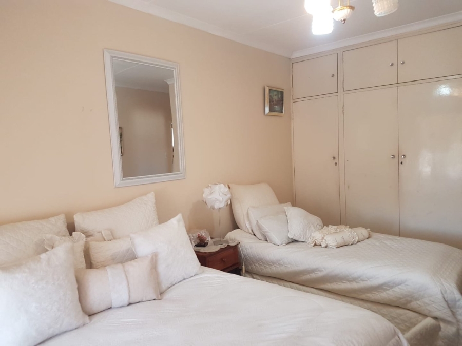 4 Bedroom Property for Sale in Kensington Gauteng