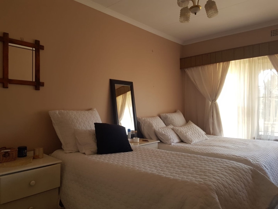 4 Bedroom Property for Sale in Kensington Gauteng