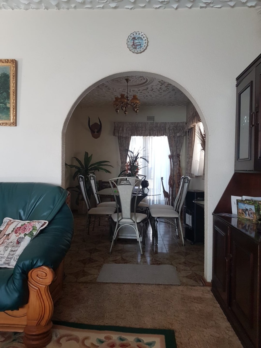 4 Bedroom Property for Sale in Kensington Gauteng