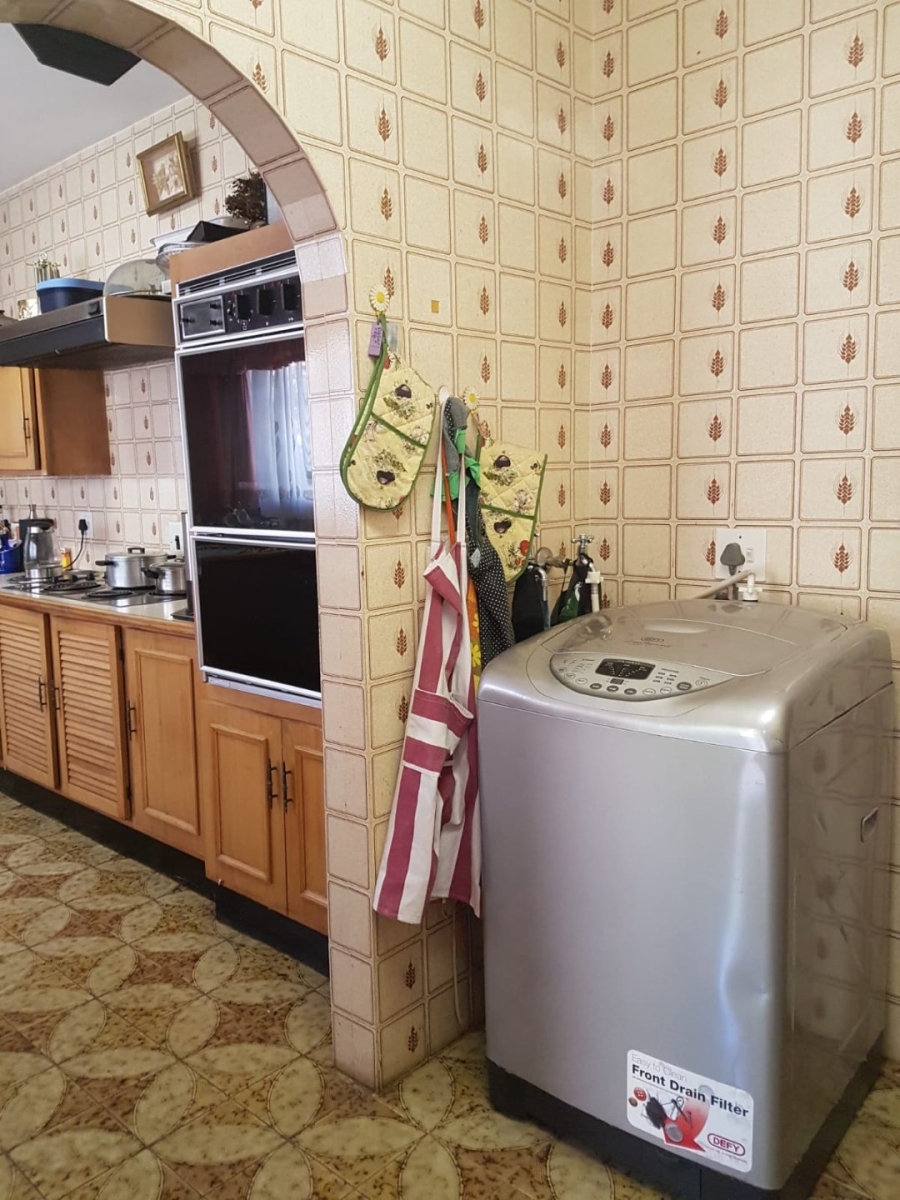 4 Bedroom Property for Sale in Kensington Gauteng