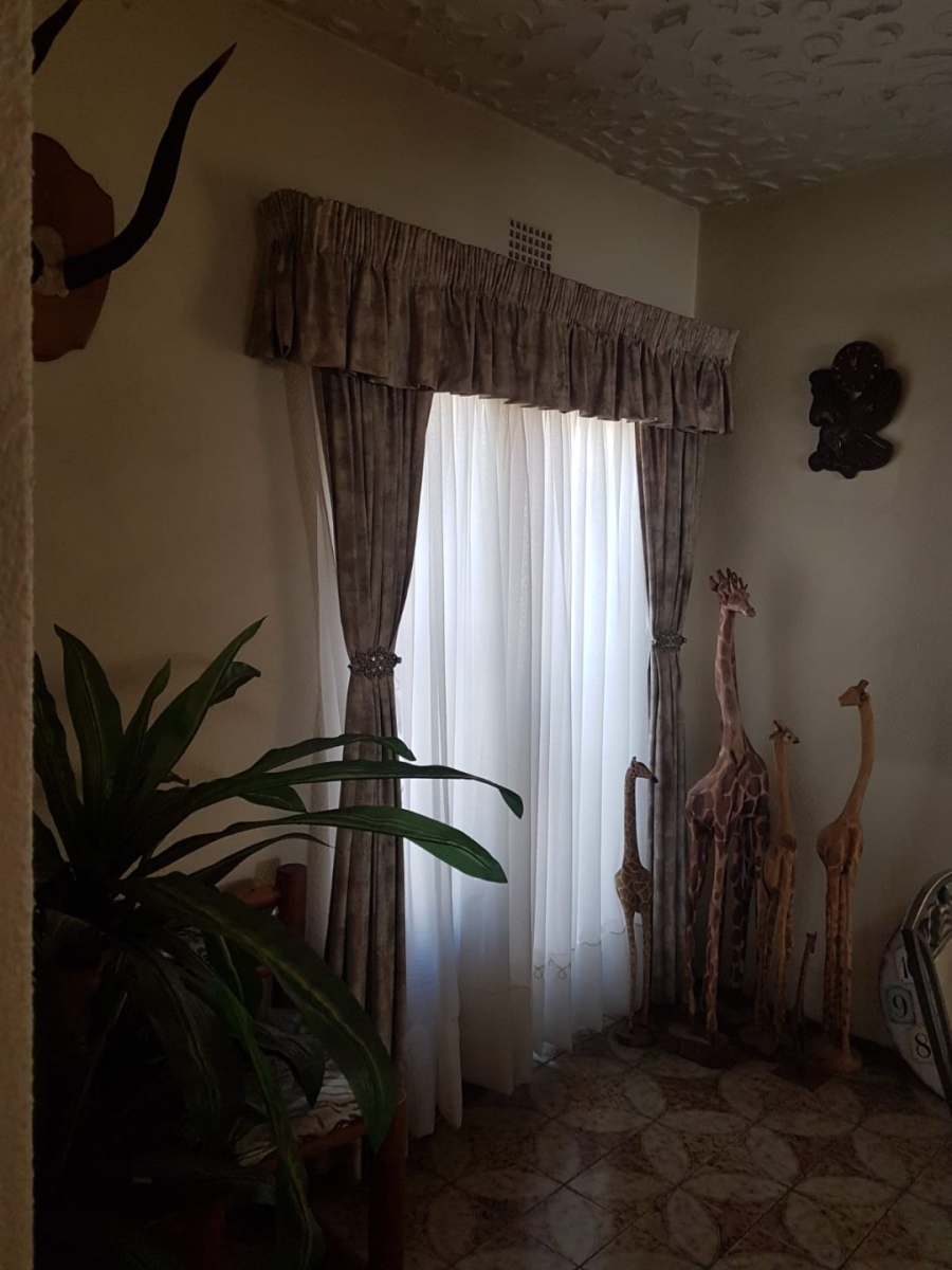 4 Bedroom Property for Sale in Kensington Gauteng