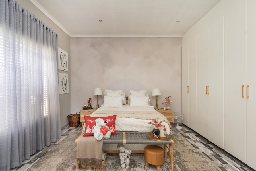 4 Bedroom Property for Sale in Kensington Gauteng