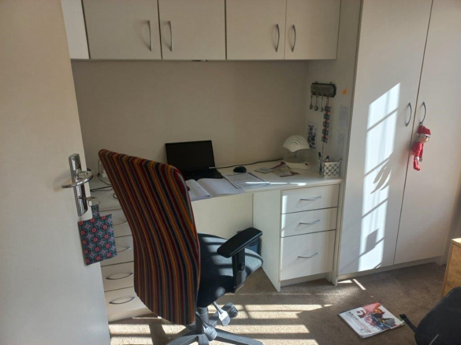 3 Bedroom Property for Sale in Illiondale Gauteng