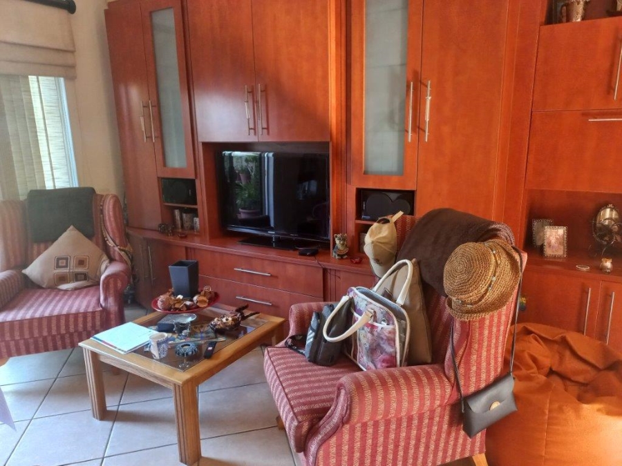 3 Bedroom Property for Sale in Illiondale Gauteng