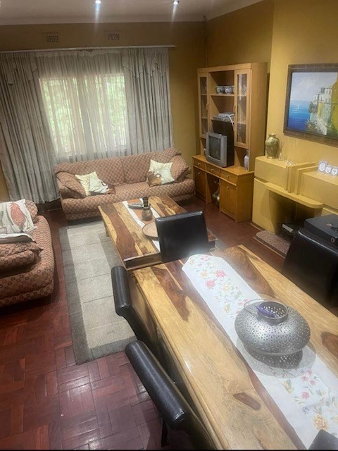2 Bedroom Property for Sale in Cyrildene Gauteng