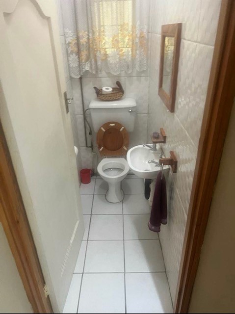 2 Bedroom Property for Sale in Cyrildene Gauteng
