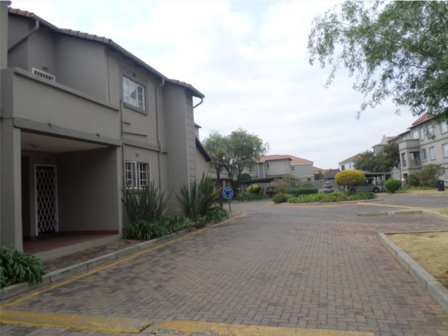 3 Bedroom Property for Sale in Eden Glen Gauteng