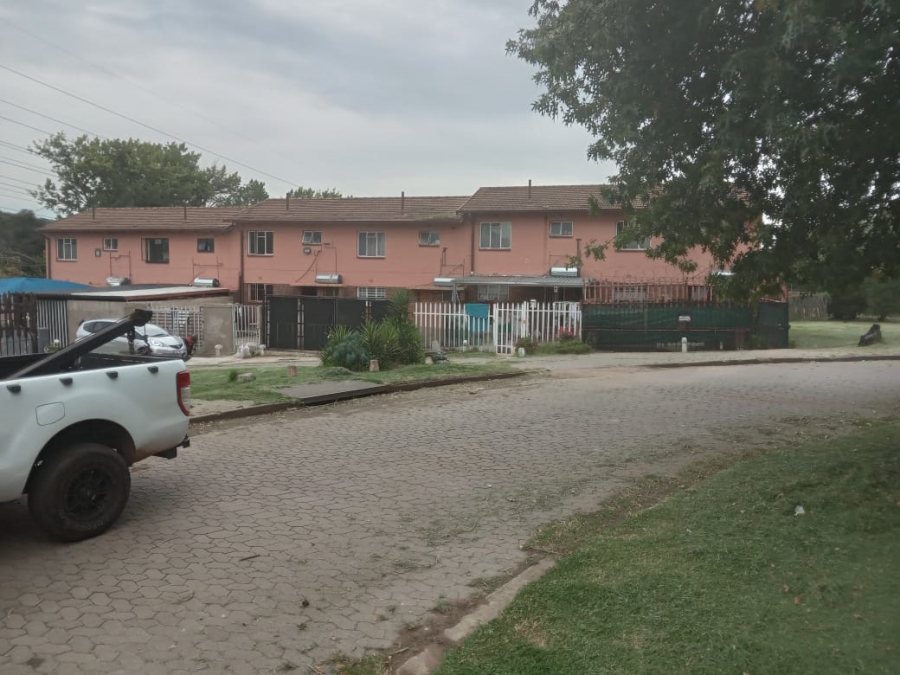3 Bedroom Property for Sale in Bezuidenhout Valley Gauteng