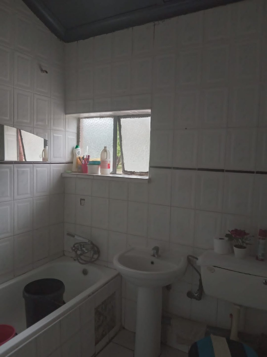 3 Bedroom Property for Sale in Bezuidenhout Valley Gauteng