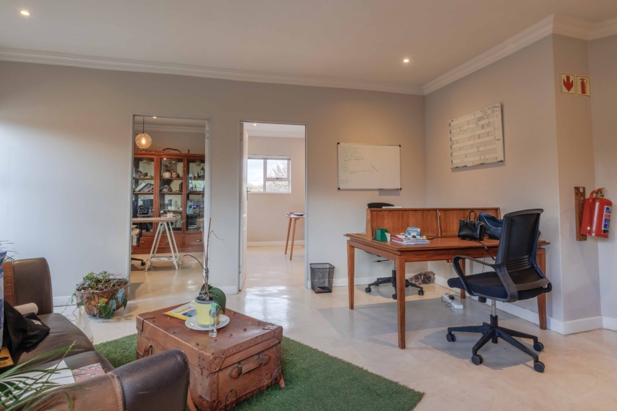 5 Bedroom Property for Sale in Eastleigh Gauteng
